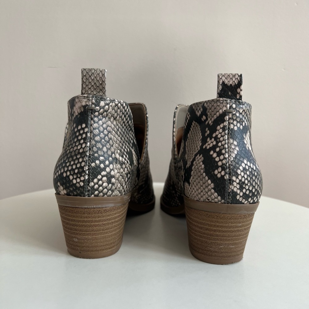 Universal Thread Gray Snakeskin Ankle Booties - image 3
